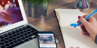 Czy pracodawca musi zapewnić komputer do pracy zdalnej?