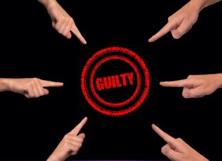 Kto jest odpowiedzialny za ład i porządek w miejscu pracy? Kto jest odpowiedzialny za ład i porządek w miejscu pracy?