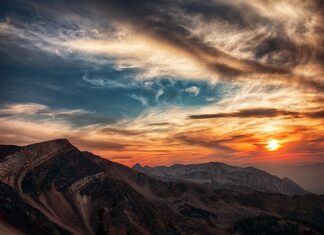 Ile godzin dziennie pracuje terapeuta zajęciowy? Ile godzin dziennie pracuje terapeuta zajęciowy?