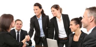 Kto odwołuje szefa KAS?